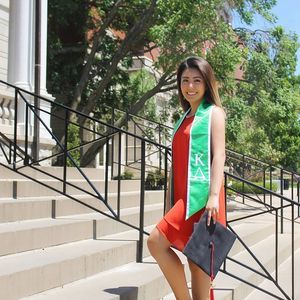 Meet your Posher, Hyelee